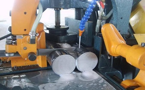 怀集卧式带锯床的送料方式有哪几种？