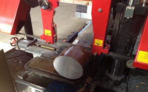 怀集卧式带锯床加工时出现明显振荡如何排查？